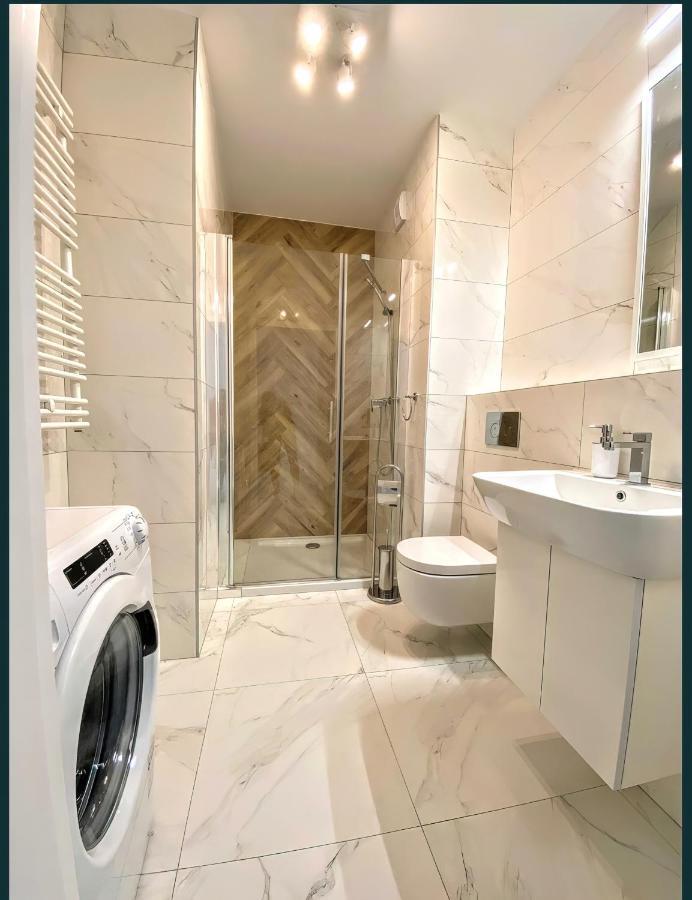 Fuzja - Komfortowe Mieszkania Blisko Centrum Lodzi Garaz Apartament