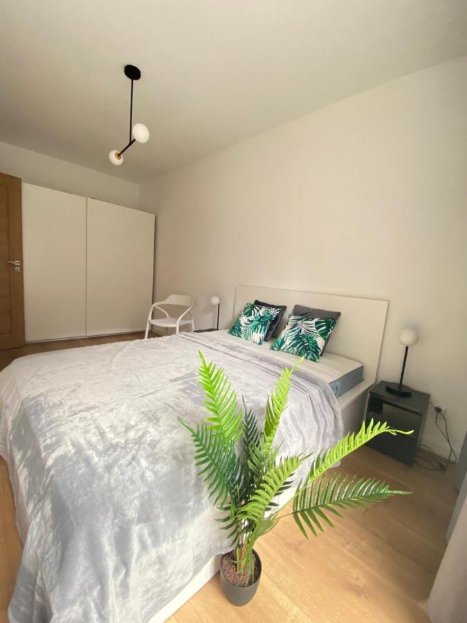 Apartament Fuzja - Komfortowe Mieszkania Blisko Centrum Lodzi Garaz